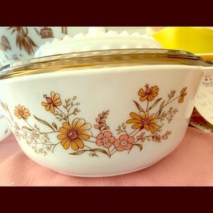 JAJ British pyrex. Very rare